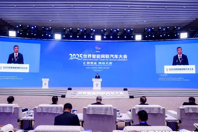 工信部:"十五五"智能网联新能源汽车产业发展规划将编制